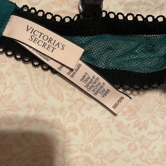 Victoria’s Secret Dream Angels Bra - Picture 10 of 11